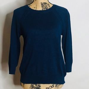 J.CREW women’s navy blue sweater like top size XXS